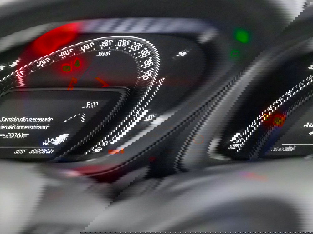 Toyota Aygo X usata a Foggia (13)