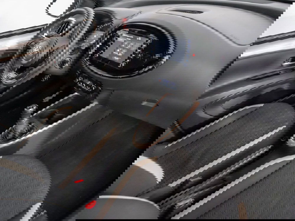 Toyota Aygo X usata a Foggia (6)