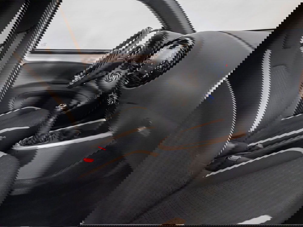 Toyota Aygo X usata a Foggia (7)