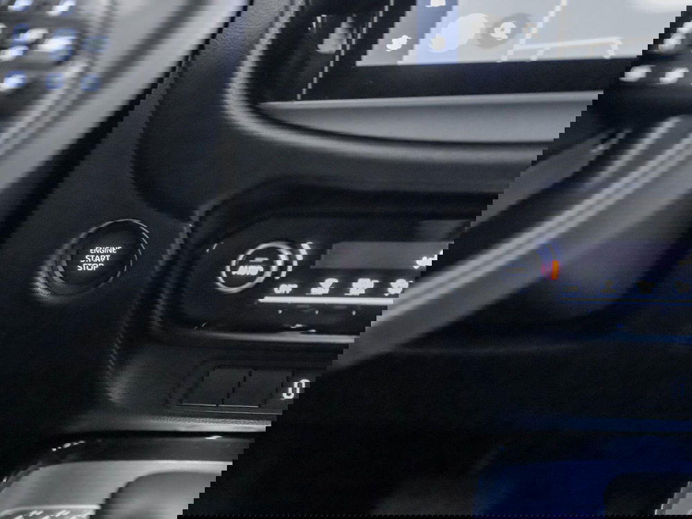 Toyota Aygo X usata a Foggia (20)