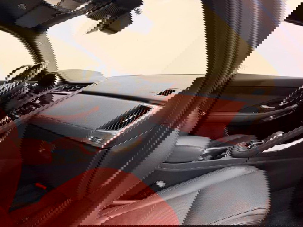 Jaguar E-Pace usata a Venezia (5)