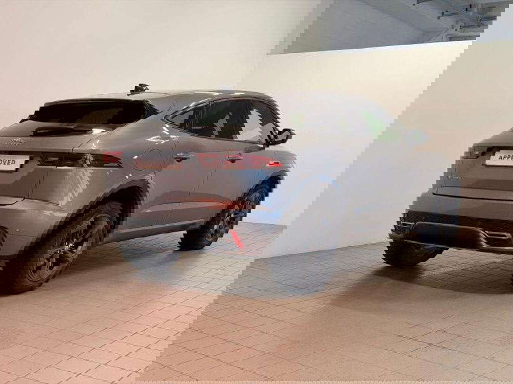 Jaguar E-Pace usata a Venezia (6)