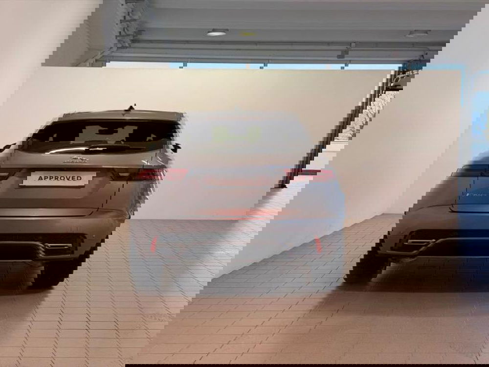 Jaguar E-Pace usata a Venezia (7)