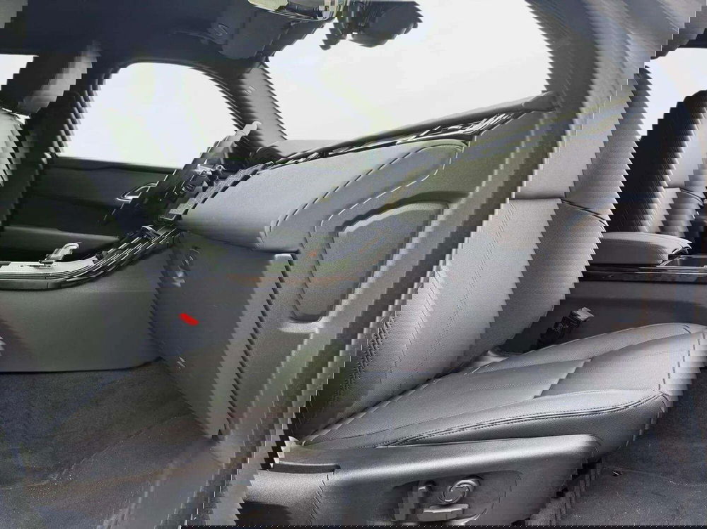 Land Rover Range Rover Velar usata a Siena (3)