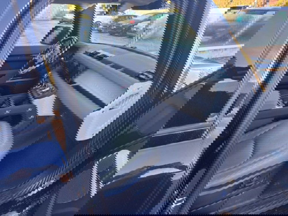 Land Rover Defender usata a Pesaro-Urbino (3)