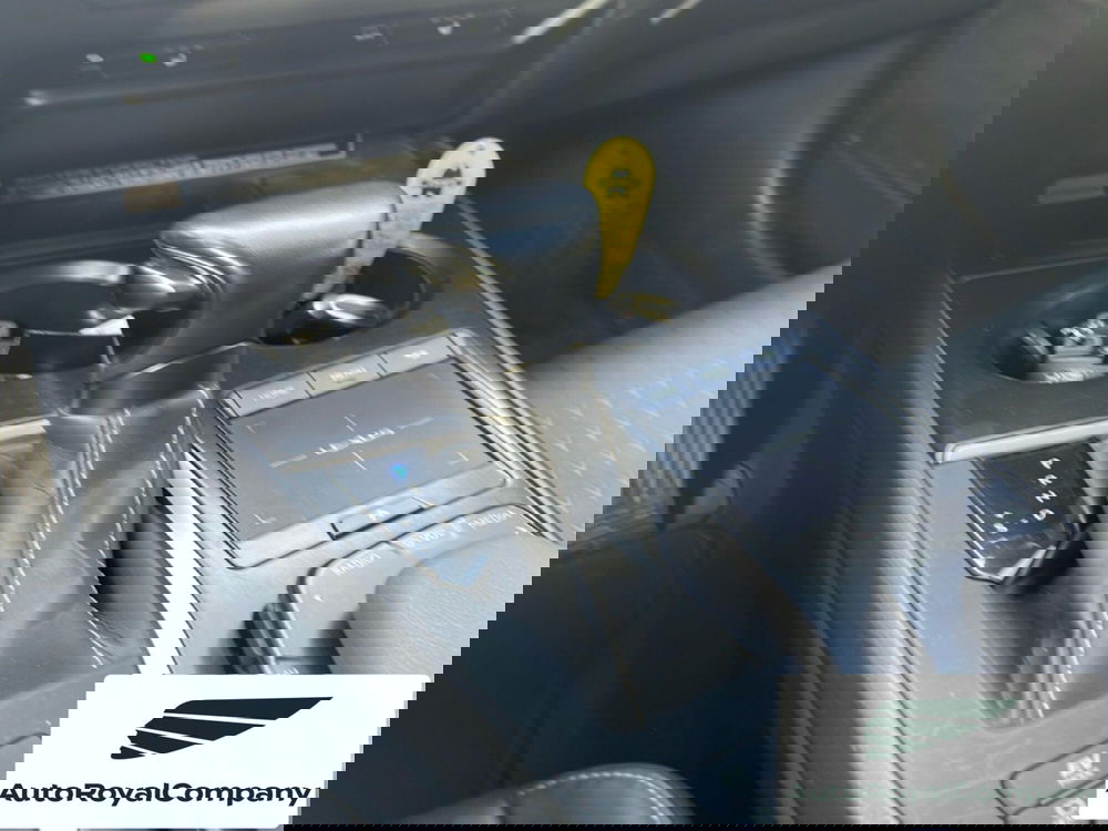 Lexus UX usata a Roma (14)