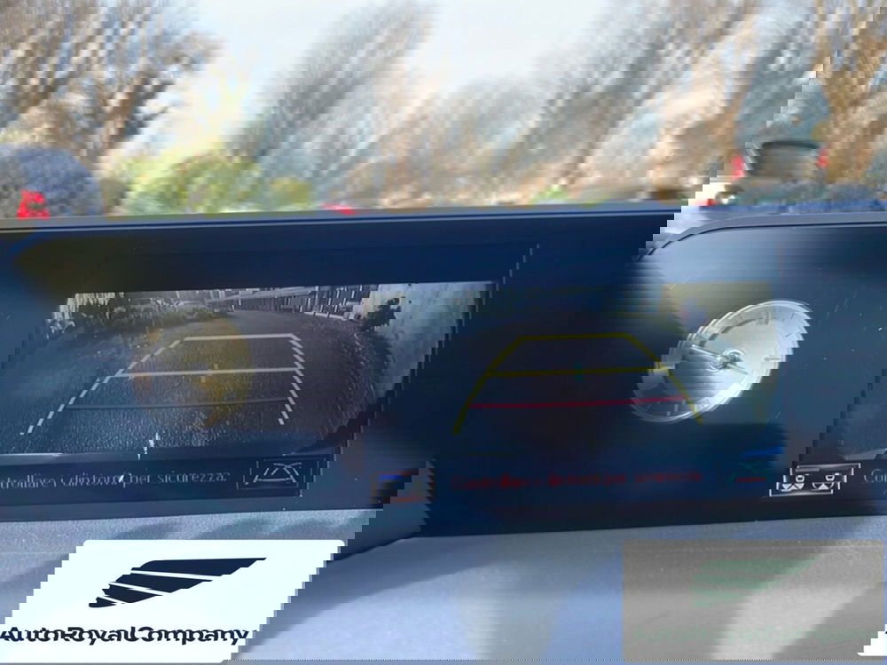 Lexus UX usata a Roma (17)