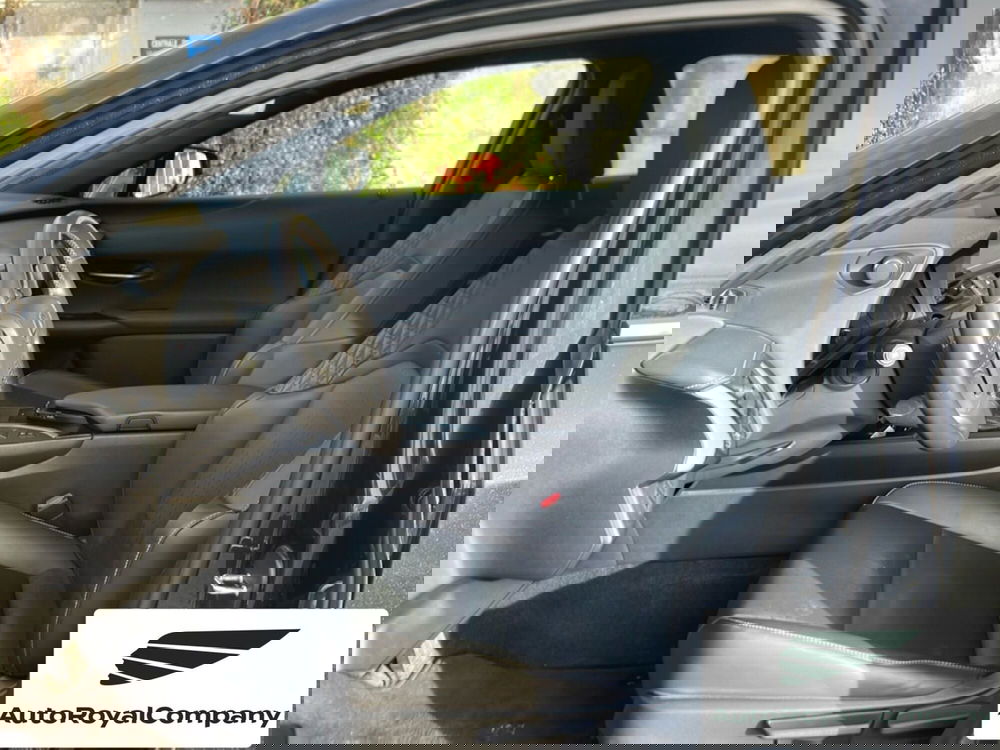 Lexus UX usata a Roma (9)