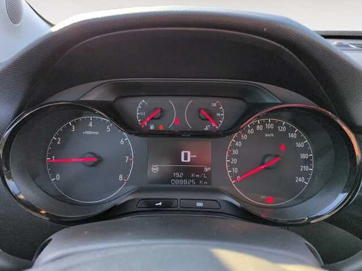 Opel Crossland X usata a Treviso (10)