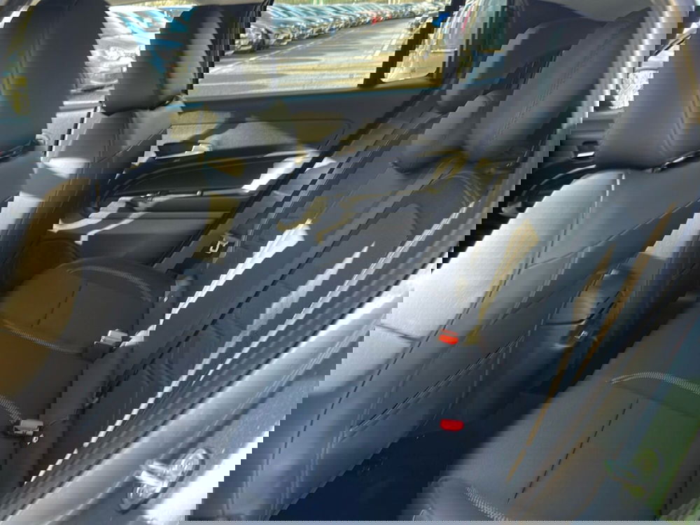 Jeep Avenger nuova a Latina (11)