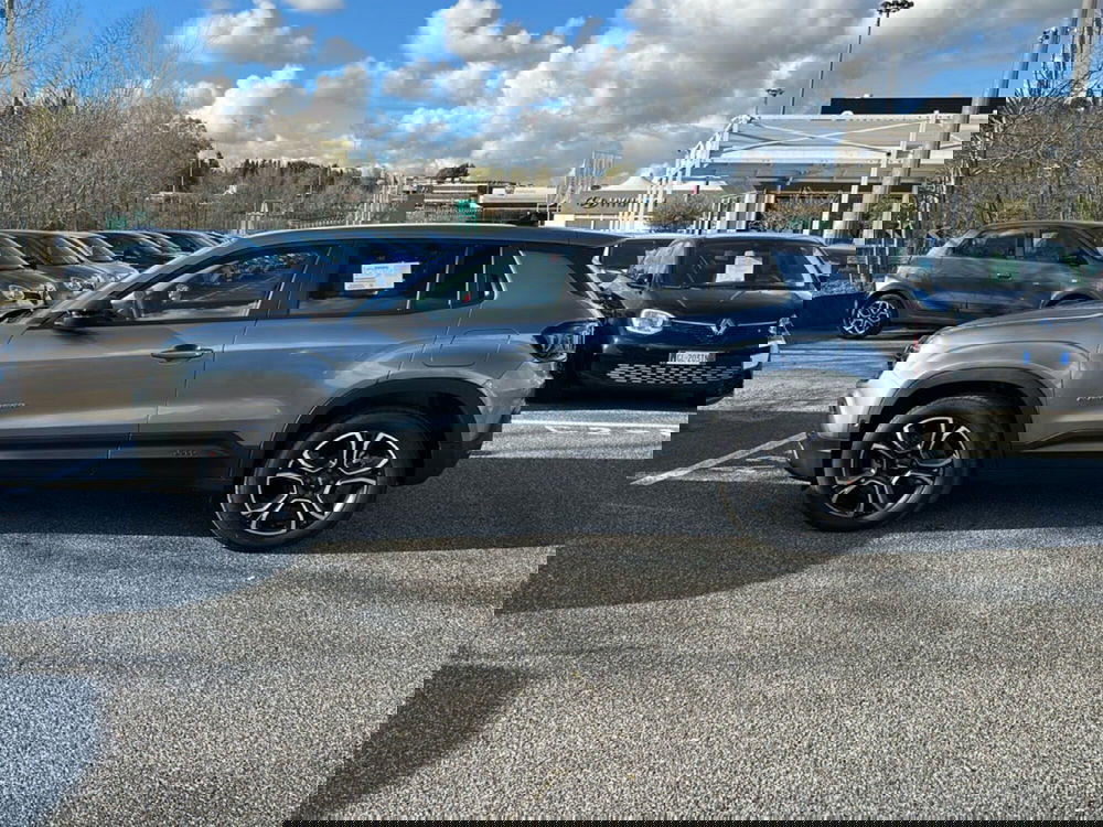 Jeep Avenger nuova a Latina (8)