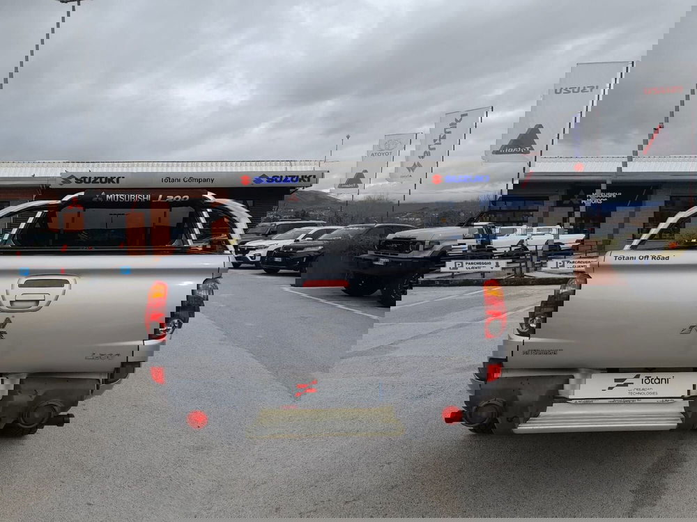 Mitsubishi L200 usata a L'Aquila (3)