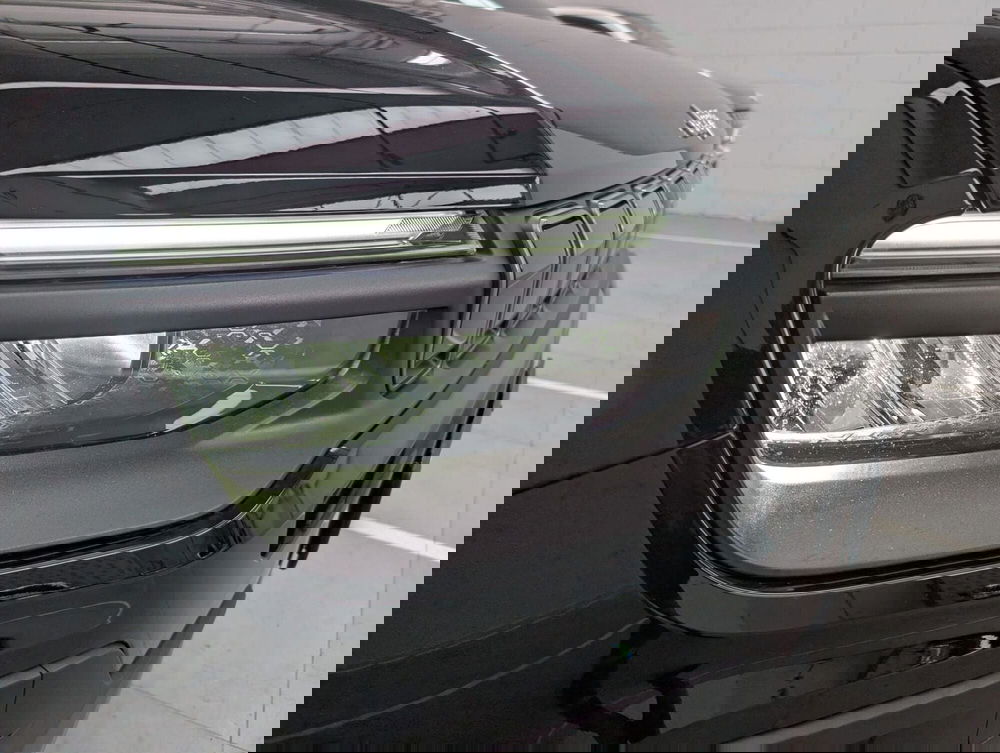 Jeep Avenger nuova a Milano (18)