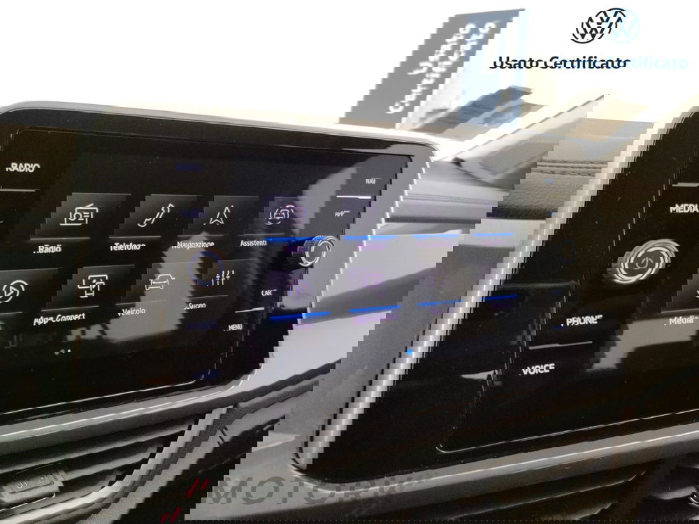 Volkswagen T-Roc usata a Varese (12)