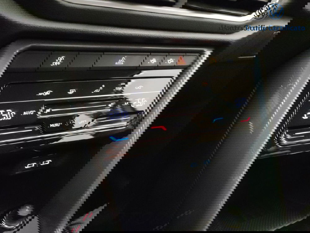 Volkswagen T-Roc usata a Varese (15)