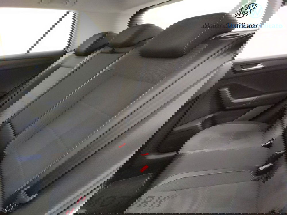 Volkswagen T-Roc usata a Varese (8)