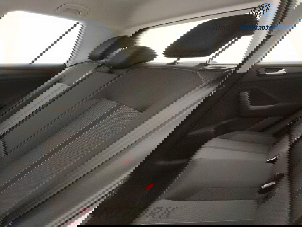 Volkswagen T-Roc usata a Varese (11)