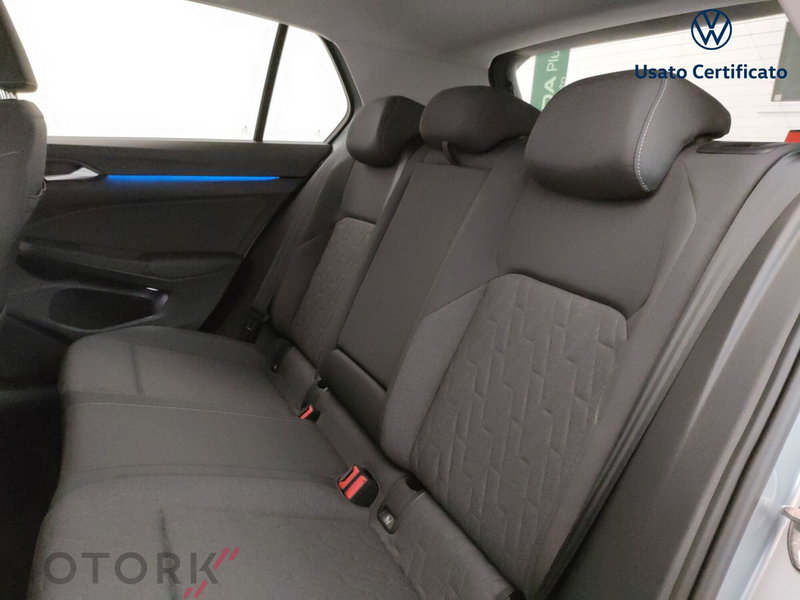 Volkswagen Golf nuova a Varese (11)