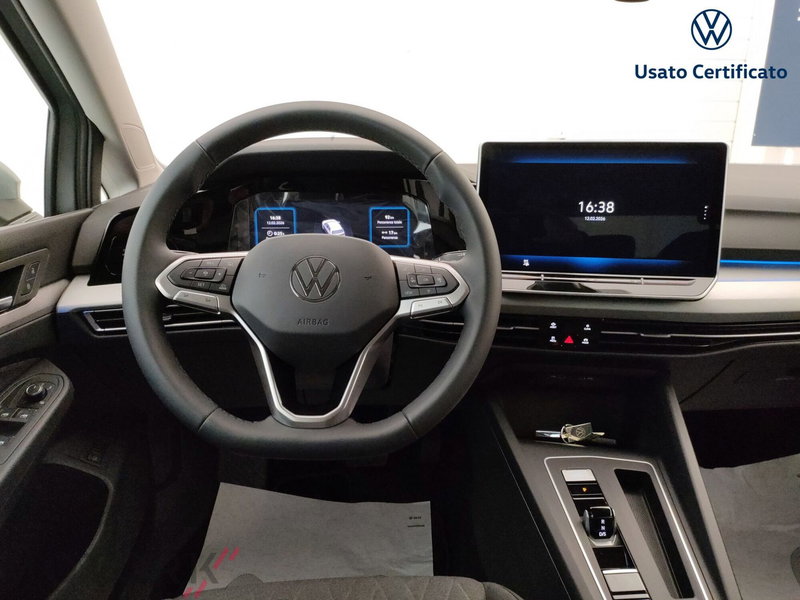 Volkswagen Golf nuova a Varese (13)