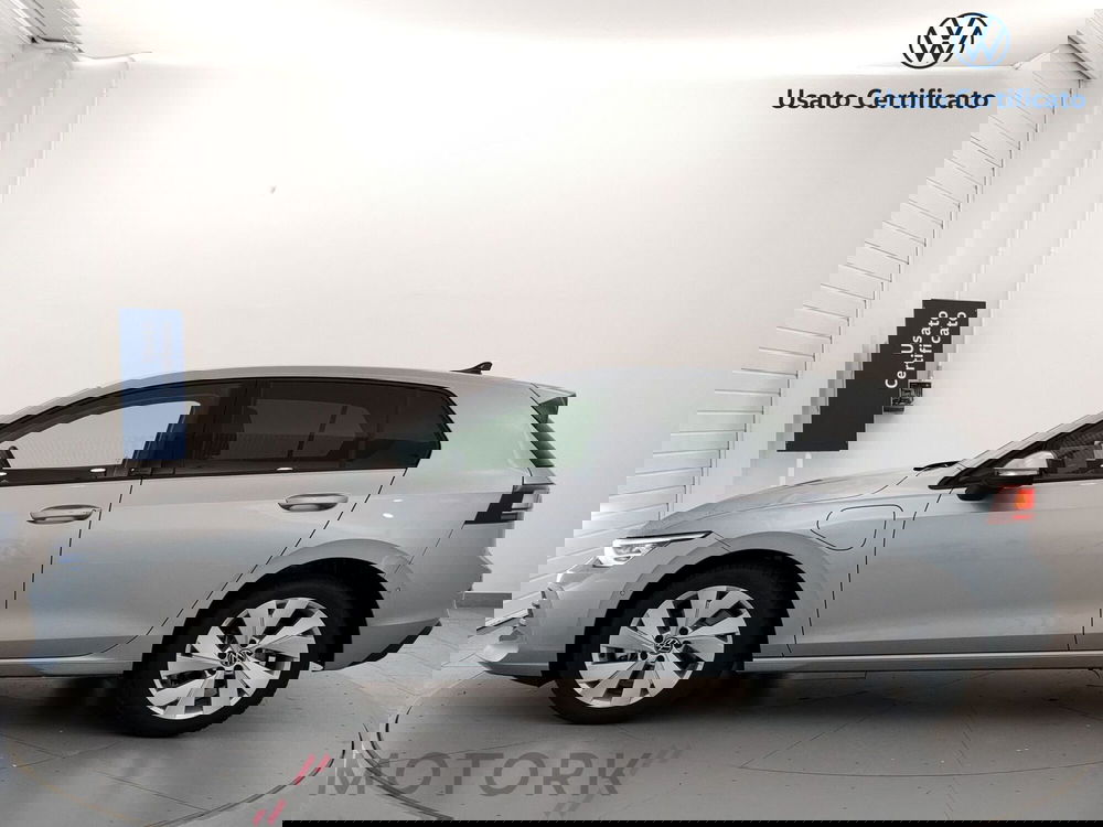 Volkswagen Golf nuova a Varese (3)