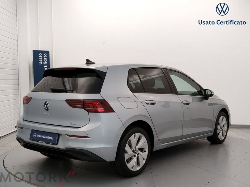 Volkswagen Golf nuova a Varese (5)