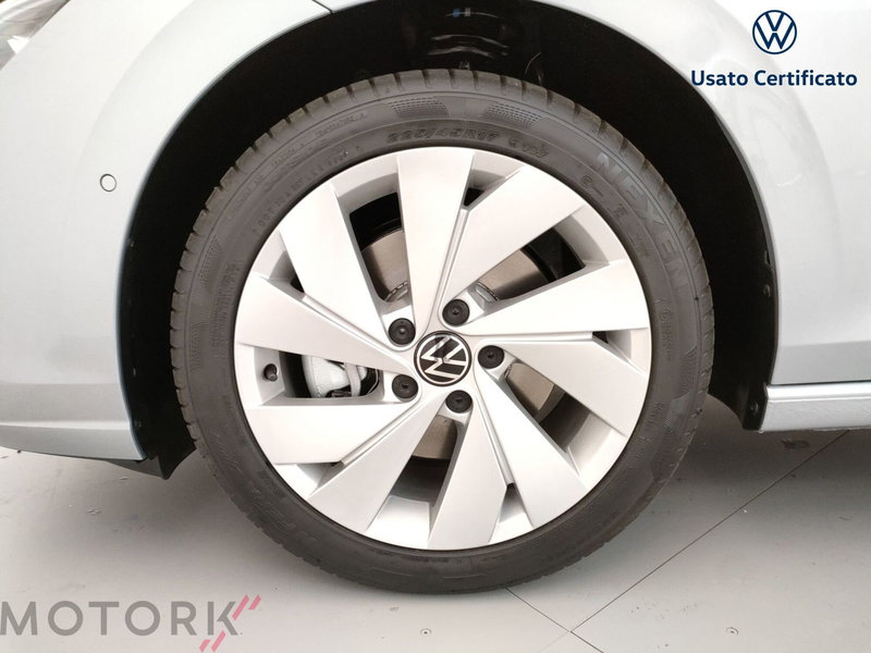 Volkswagen Golf nuova a Varese (6)