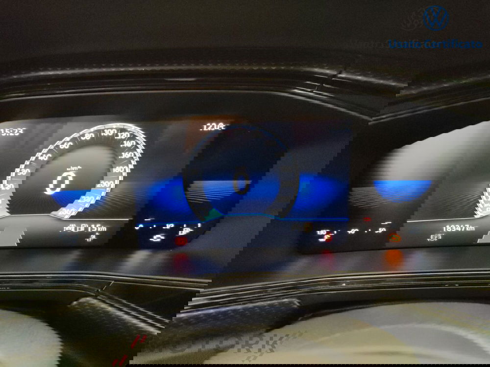 Volkswagen T-Cross usata a Varese (14)