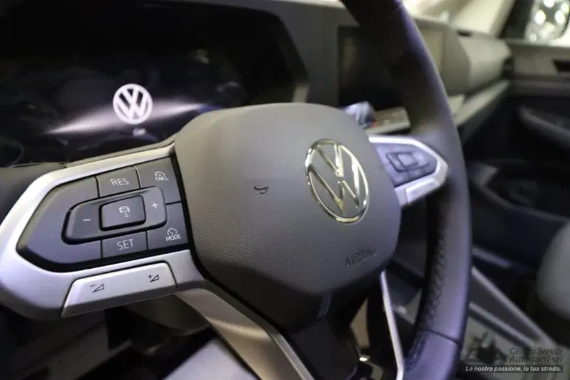 Volkswagen Caddy nuova a Bologna (12)