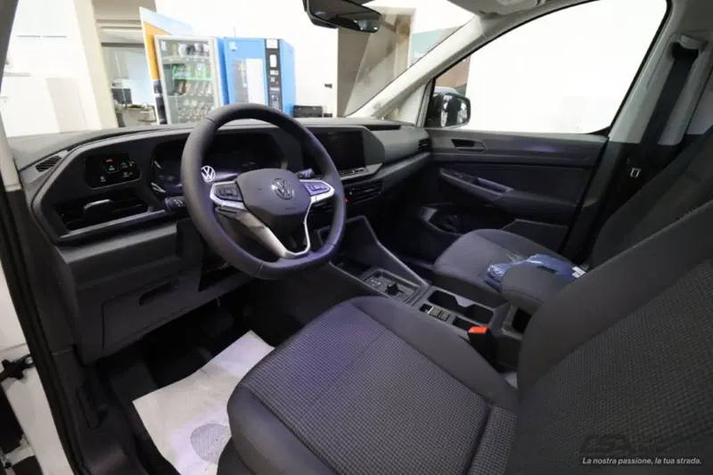 Volkswagen Caddy nuova a Bologna (7)