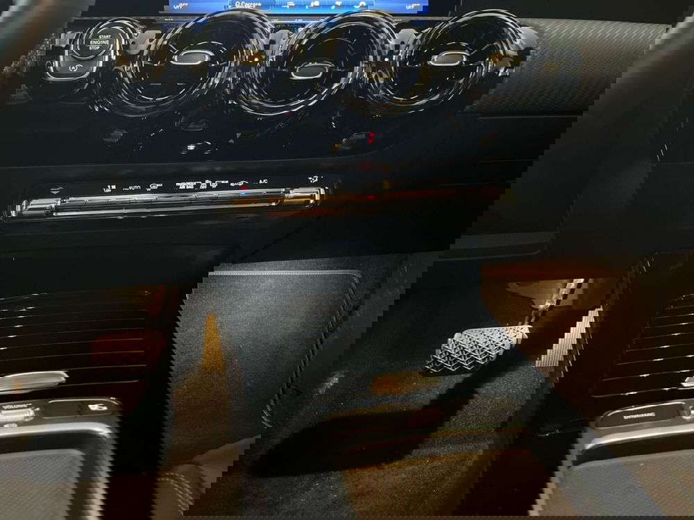 Mercedes-Benz Classe A usata a Napoli (15)