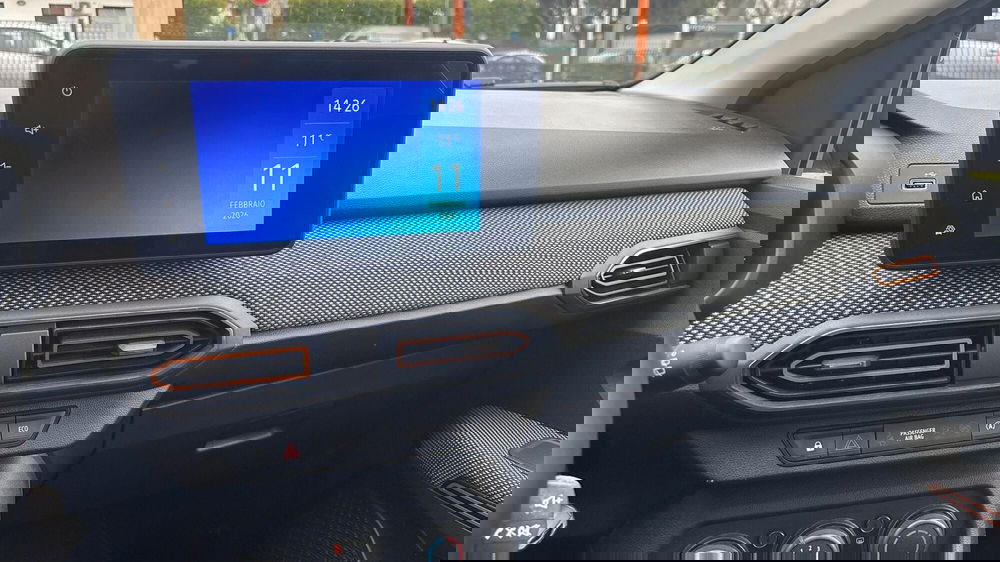Dacia Sandero usata a Padova (10)