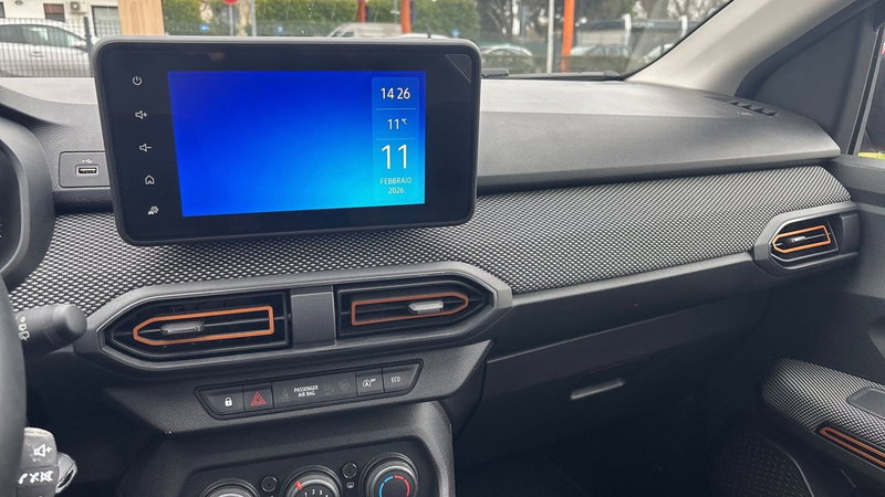 Dacia Sandero usata a Padova (10)