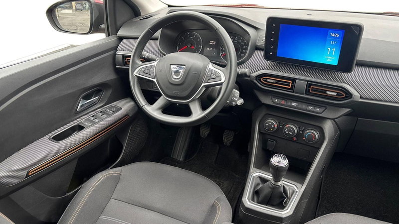 Dacia Sandero usata a Padova (7)