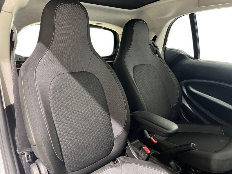 smart Fortwo usata a Napoli (16)