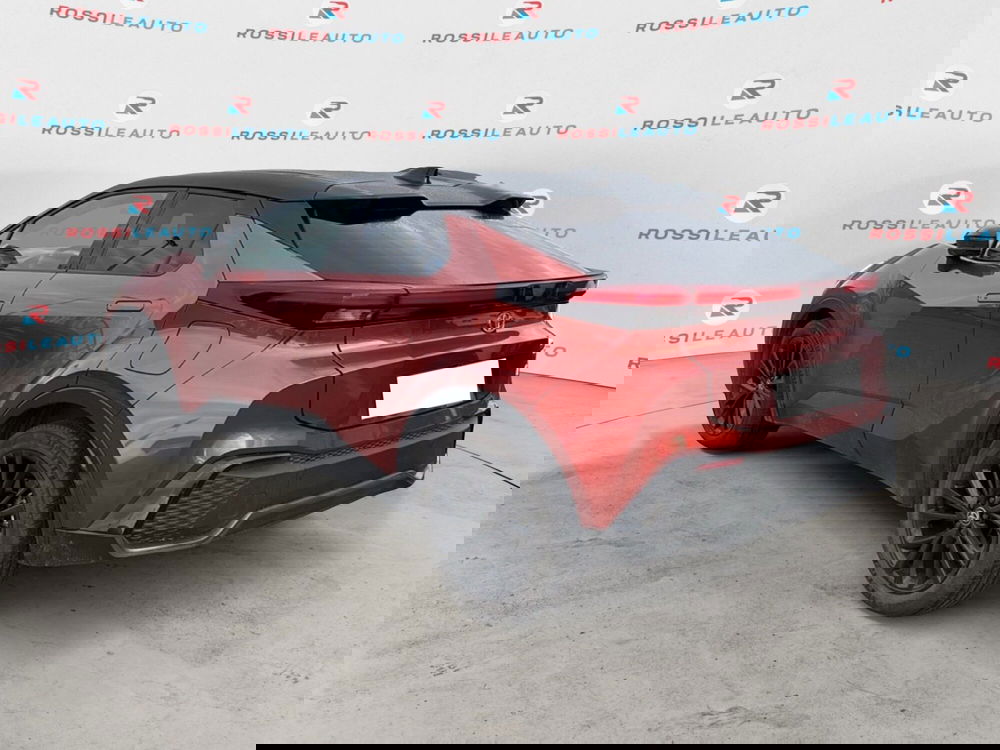 Toyota Toyota C-HR usata a Massa-Carrara (8)