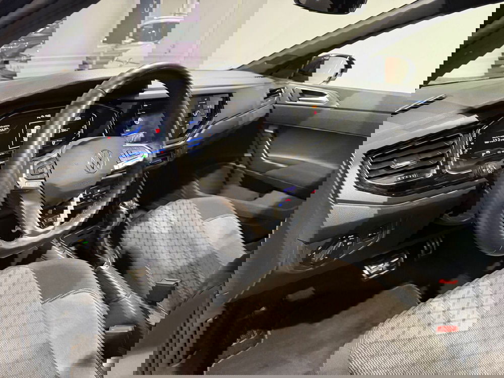 Volkswagen Taigo usata a Genova (13)