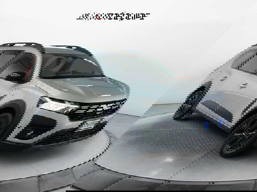 Dacia Jogger usata a Roma (7)