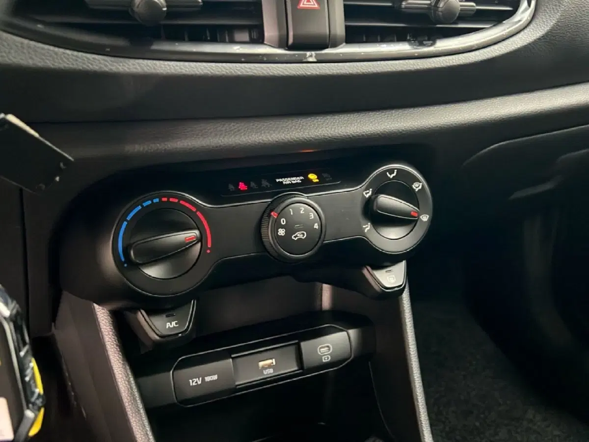 Kia Picanto nuova a Roma (19)