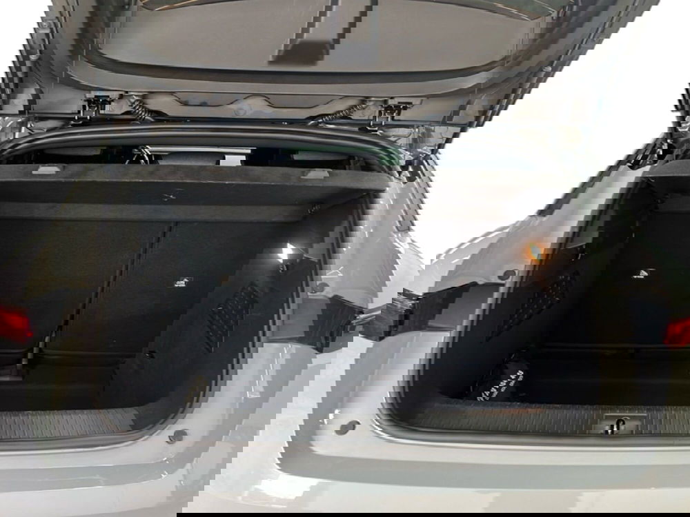 Renault Megane E-Tech Electric usata a Roma (10)