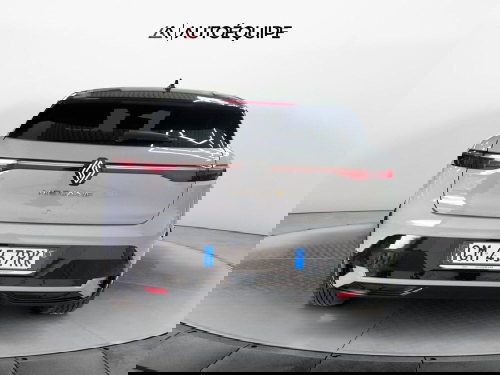 Renault Megane E-Tech Electric usata a Roma (4)