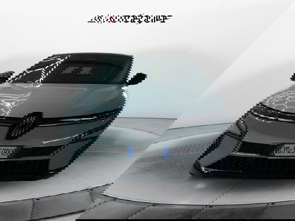 Renault Megane E-Tech Electric usata a Roma (8)