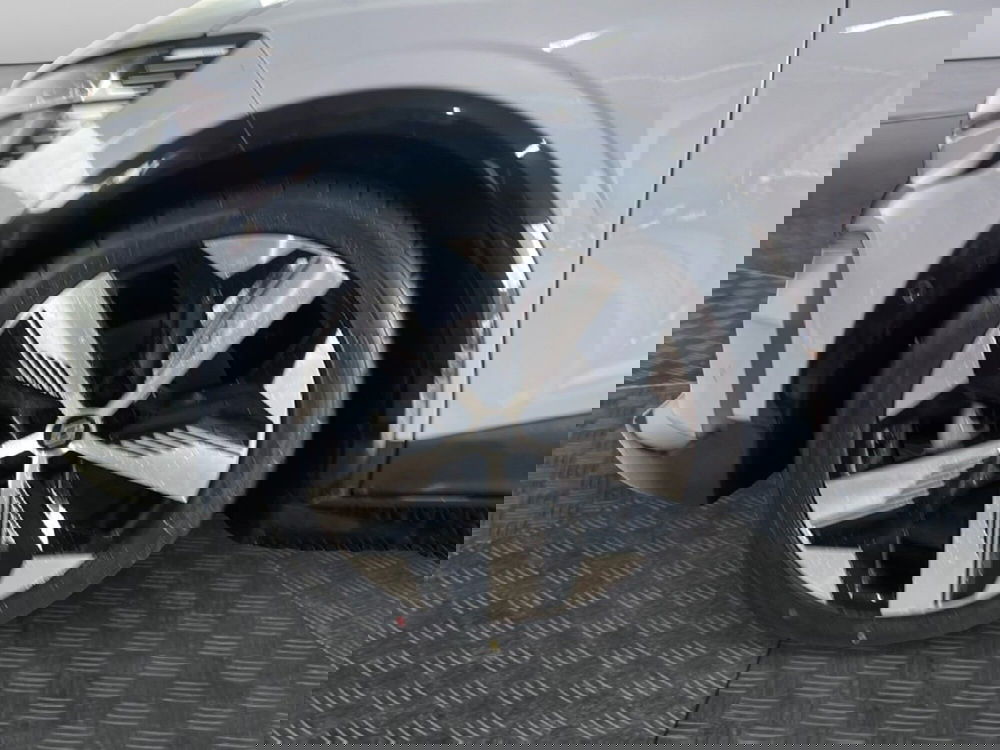 Renault Megane E-Tech Electric usata a Roma (9)