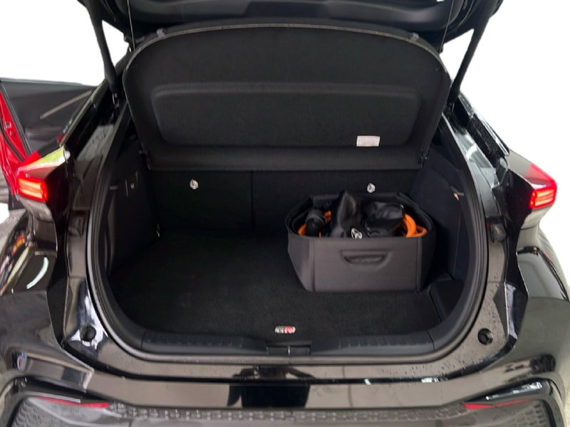 Toyota Toyota C-HR usata a Roma (10)