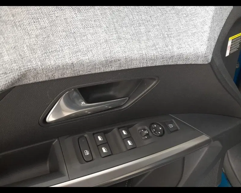 Peugeot 3008 nuova a Alessandria (14)