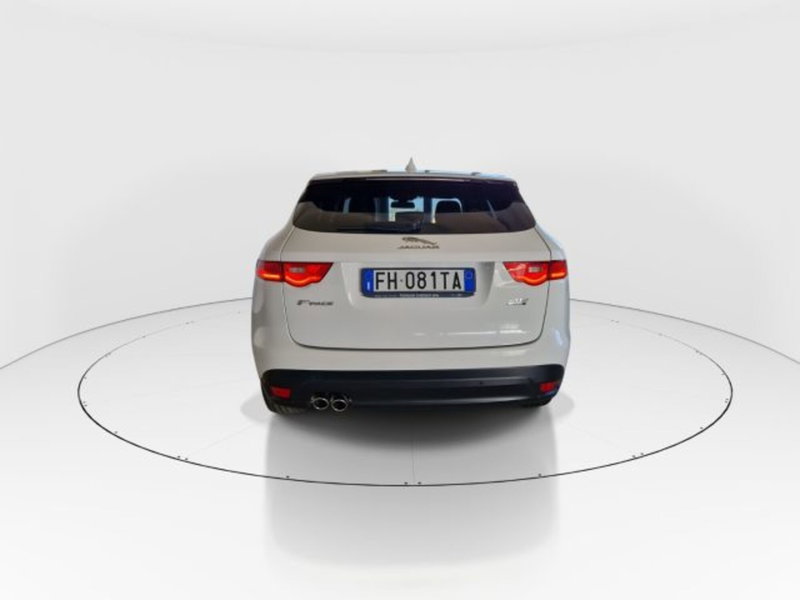 Jaguar F-Pace usata a Modena (10)