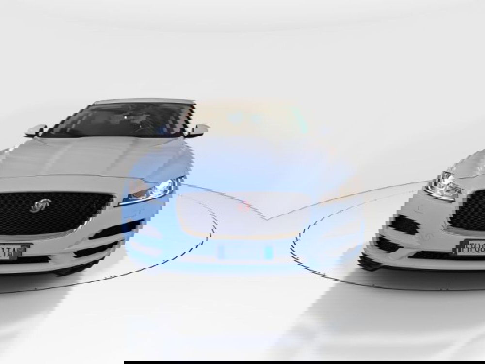 Jaguar F-Pace usata a Modena (11)