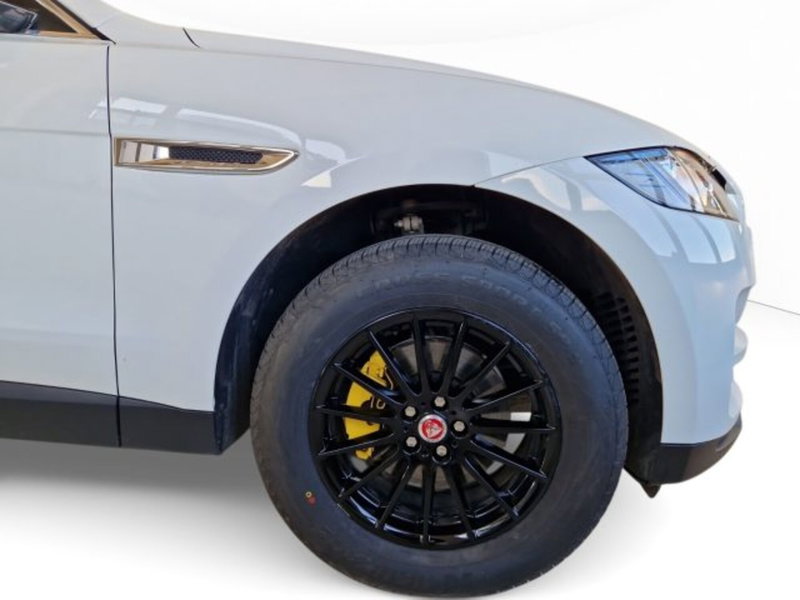 Jaguar F-Pace usata a Modena (12)