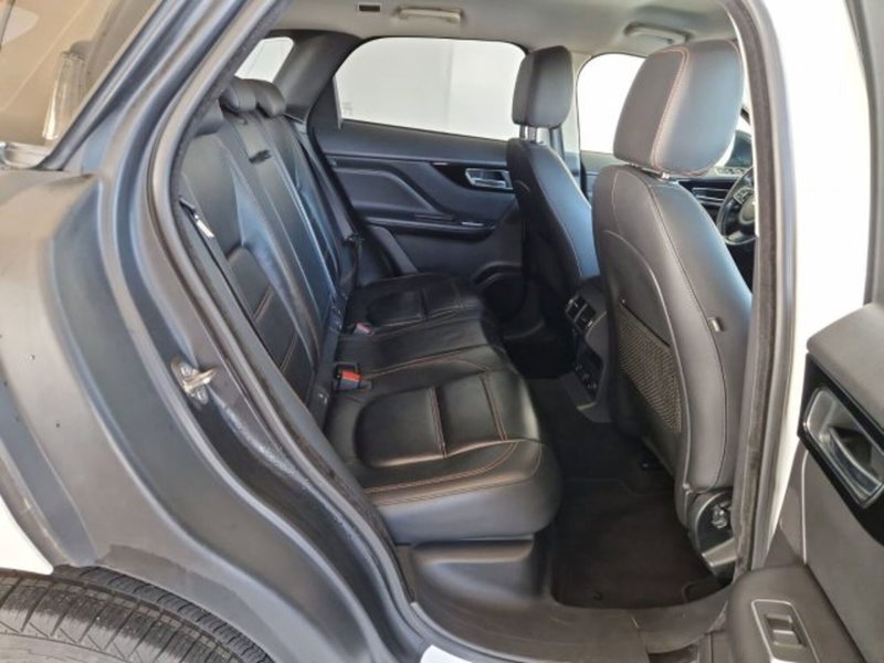 Jaguar F-Pace usata a Modena (5)