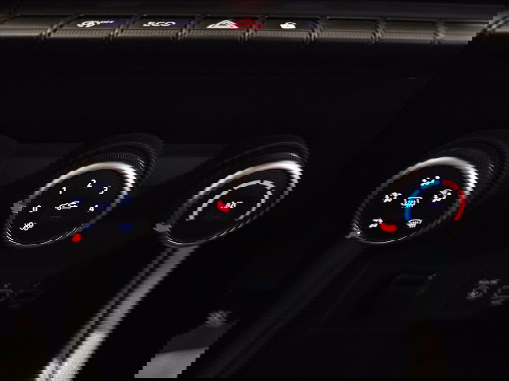 Renault Captur usata a Palermo (19)