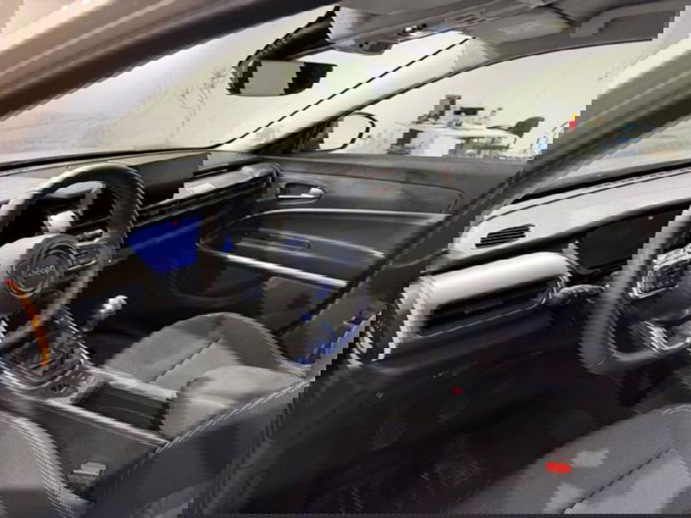 Jeep Avenger usata a Salerno (10)